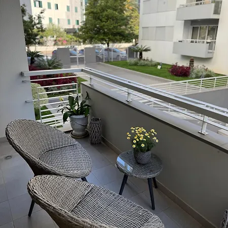 Residencia Costa Do Sol アパート フンシャル