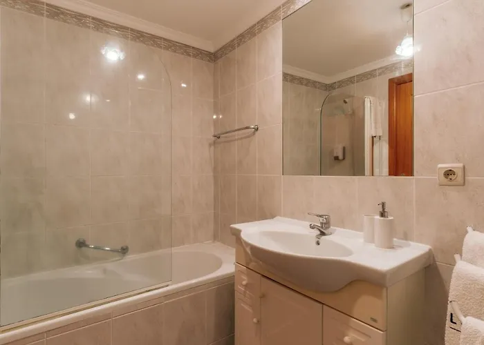 Residencia Costa Do Sol * 푼샬