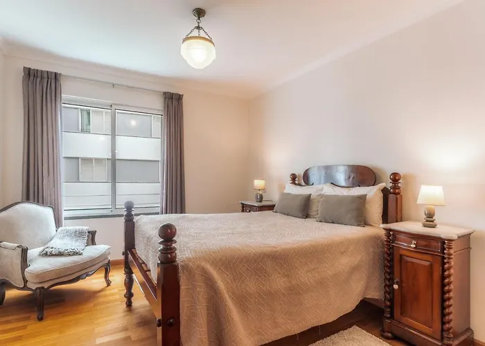 Residencia Costa Do Sol 푼샬