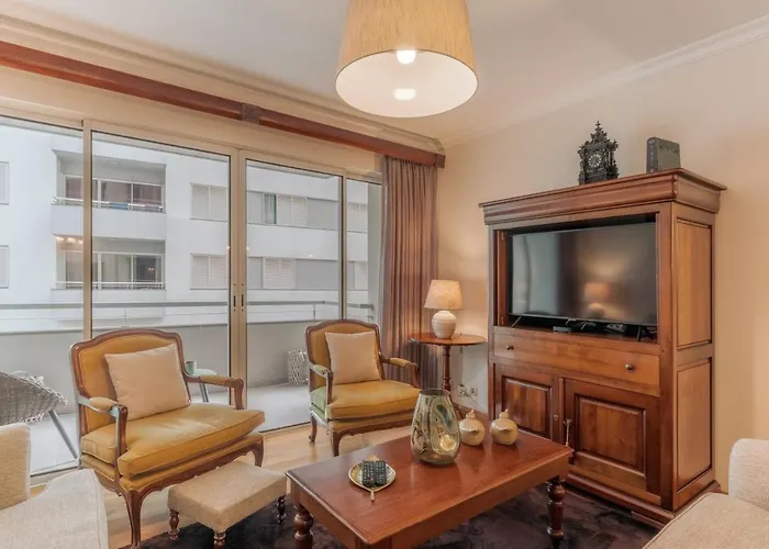 Residencia Costa Do Sol * 푼샬